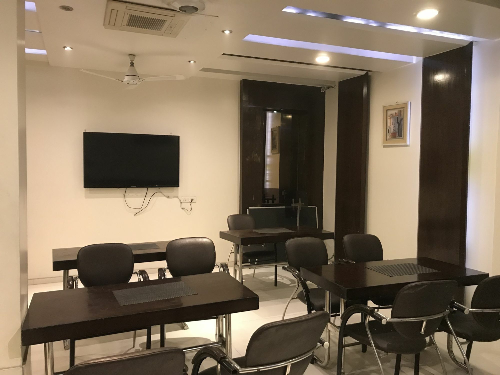Sun International 2* New Delhi